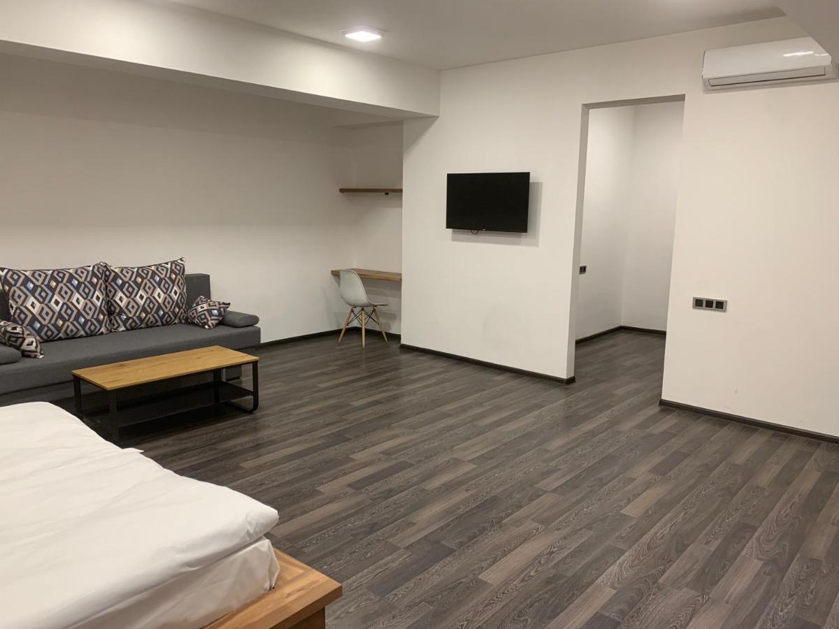 One Day Hotel Jerevan Buitenkant foto