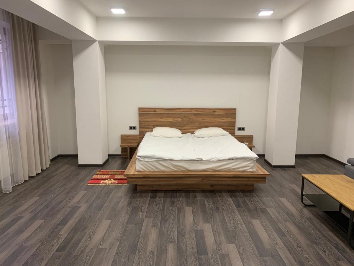 One Day Hotel Jerevan Buitenkant foto