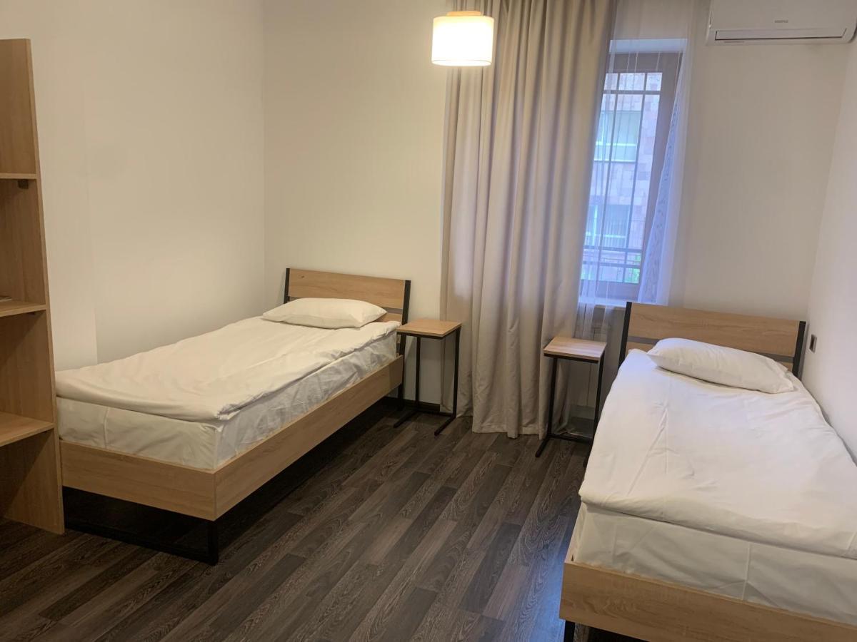 One Day Hotel Jerevan Buitenkant foto