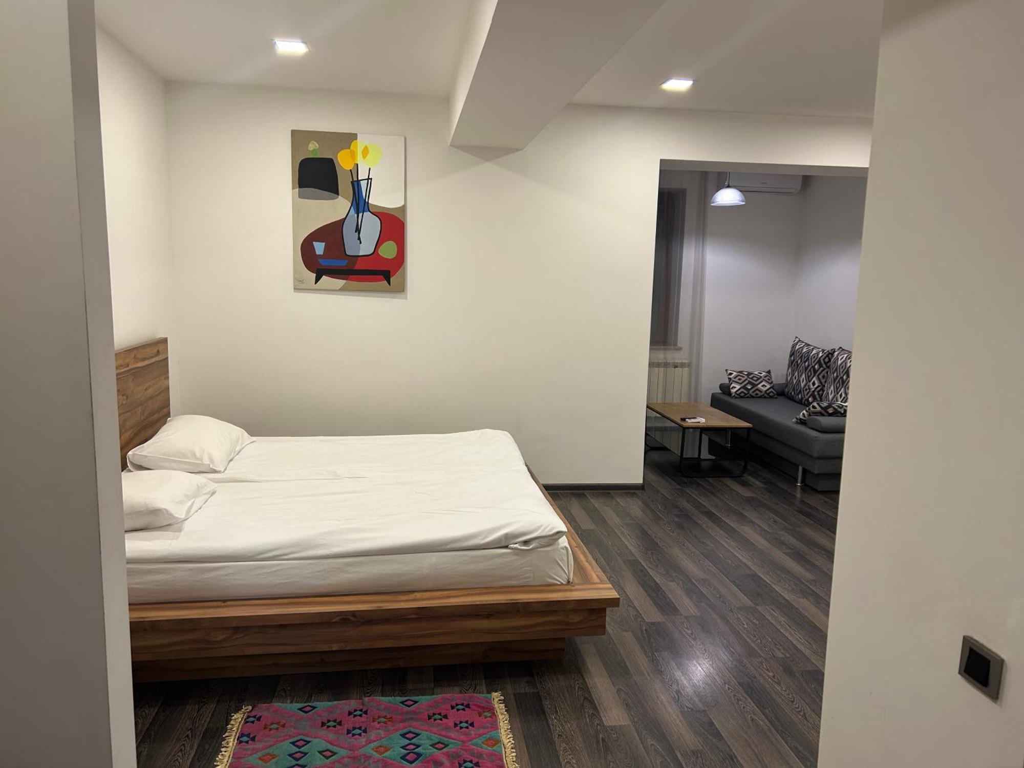 One Day Hotel Jerevan Buitenkant foto