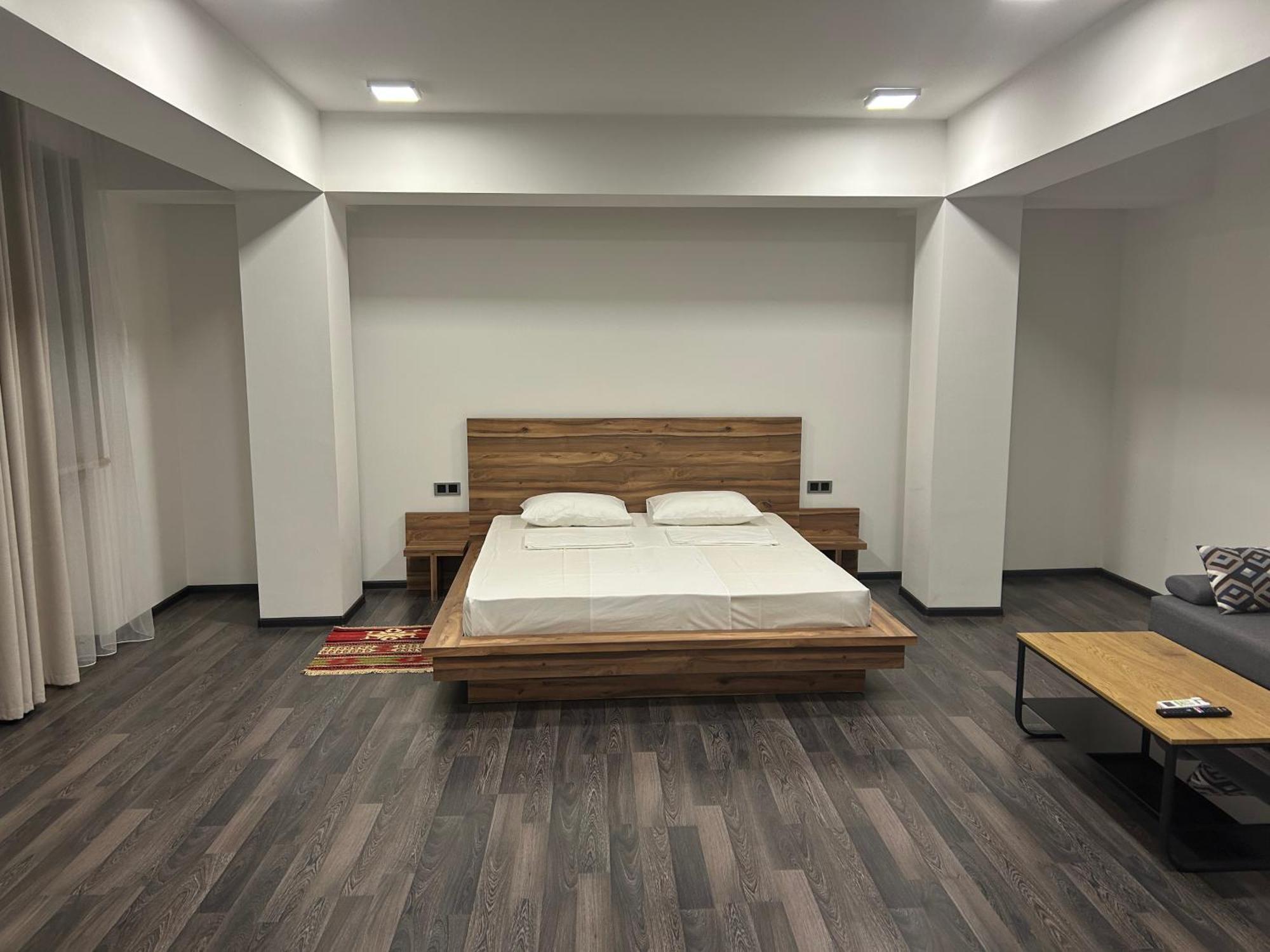 One Day Hotel Jerevan Buitenkant foto