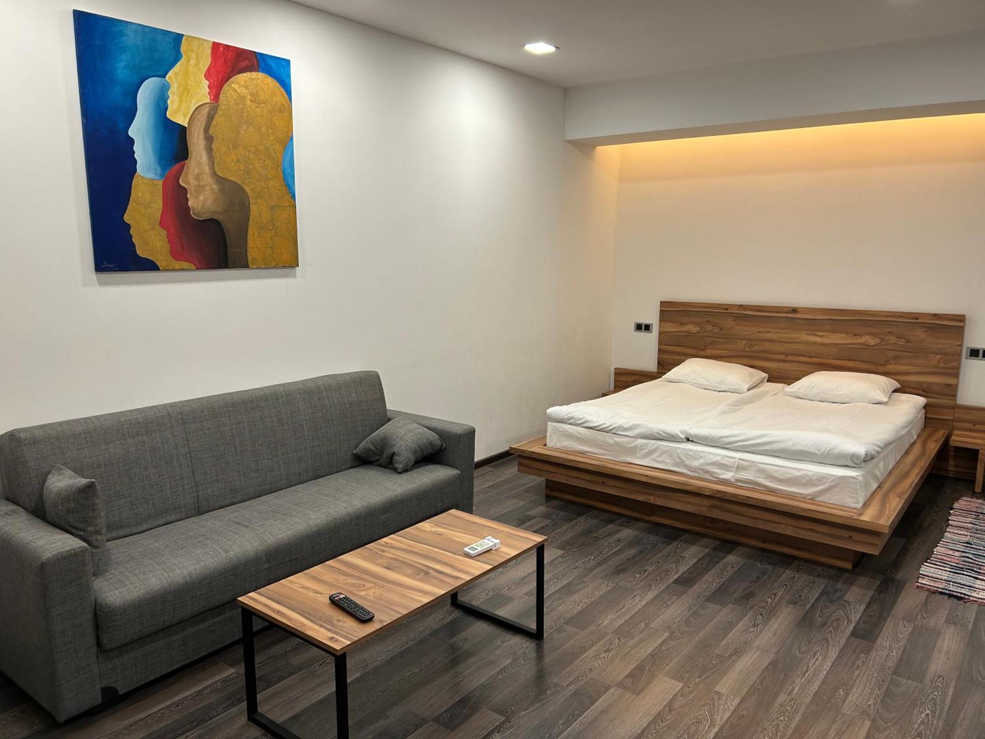 One Day Hotel Jerevan Buitenkant foto